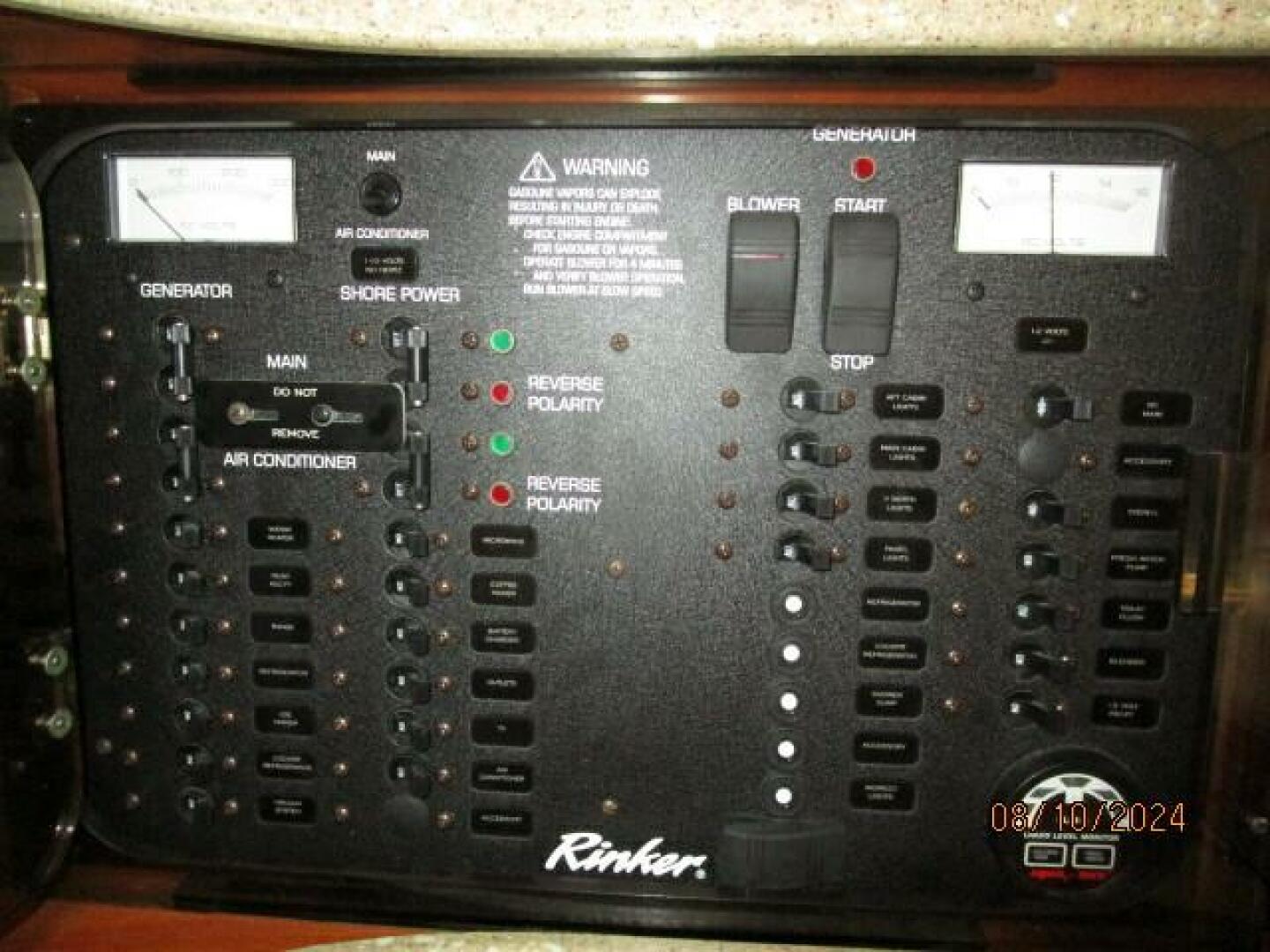 Slide: The Image of 34' Rinker electrical panel - 4575000