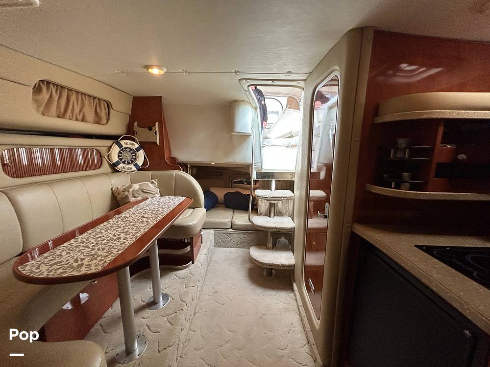Slide: The Image of Rinker Fiesta Vee 342 2005 - 38
