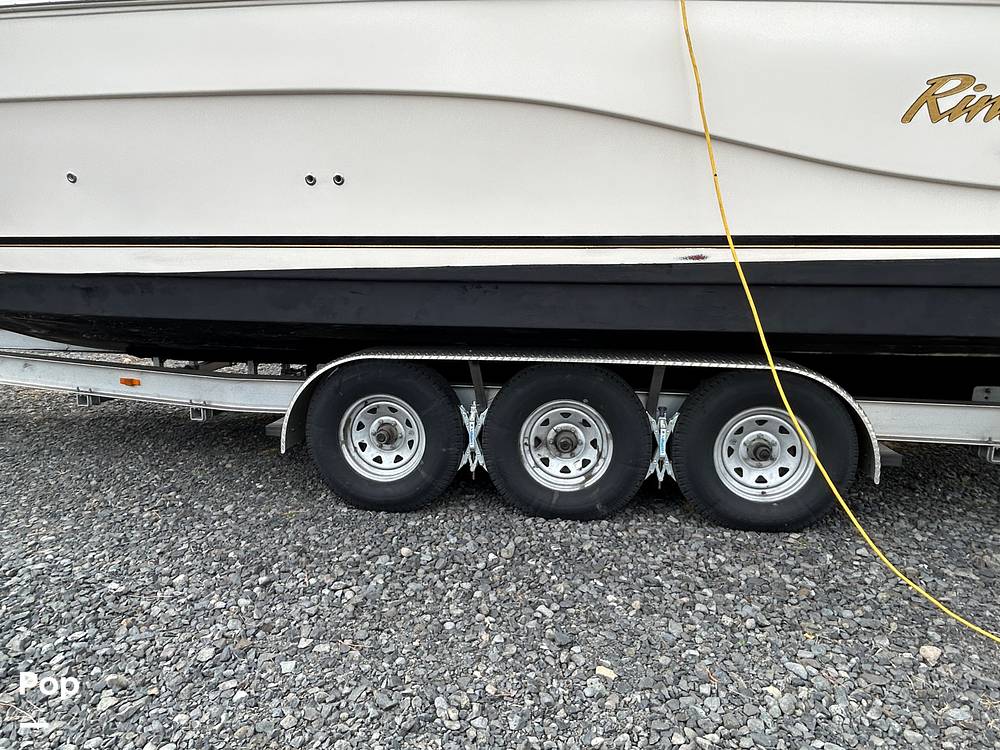 Slide: The Image of Rinker Fiesta Vee 342 2005 - 54