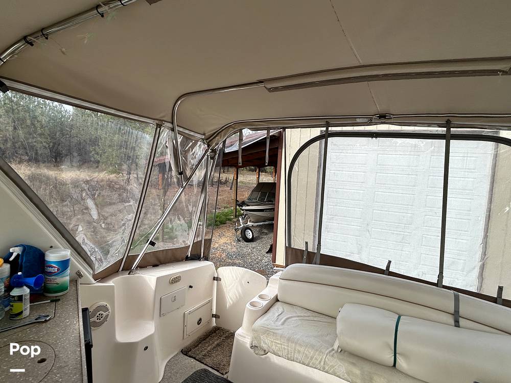 Slide: The Image of Rinker Fiesta Vee 342 2005 - 87
