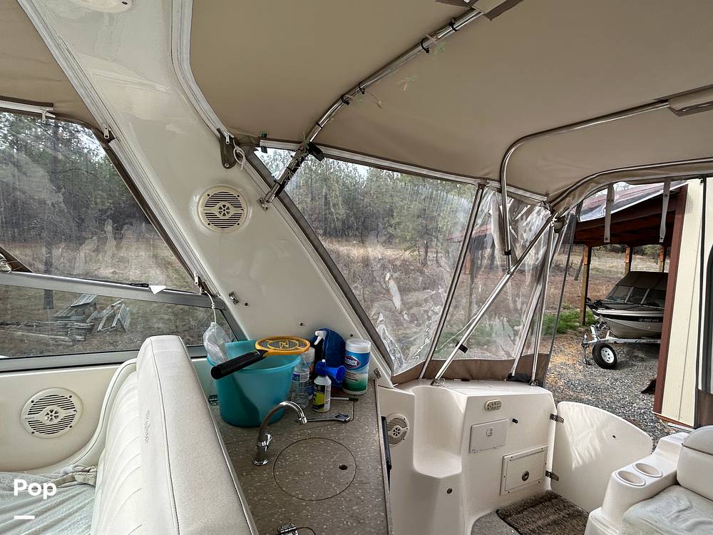 Slide: The Image of Rinker Fiesta Vee 342 2005 - 88