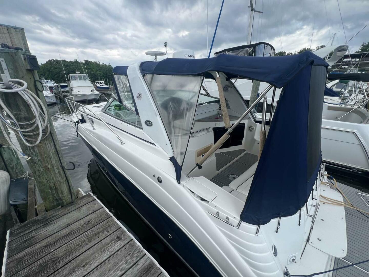 Slide: The Image of Rinker Fiesta Vee 342 2006 - 4476992