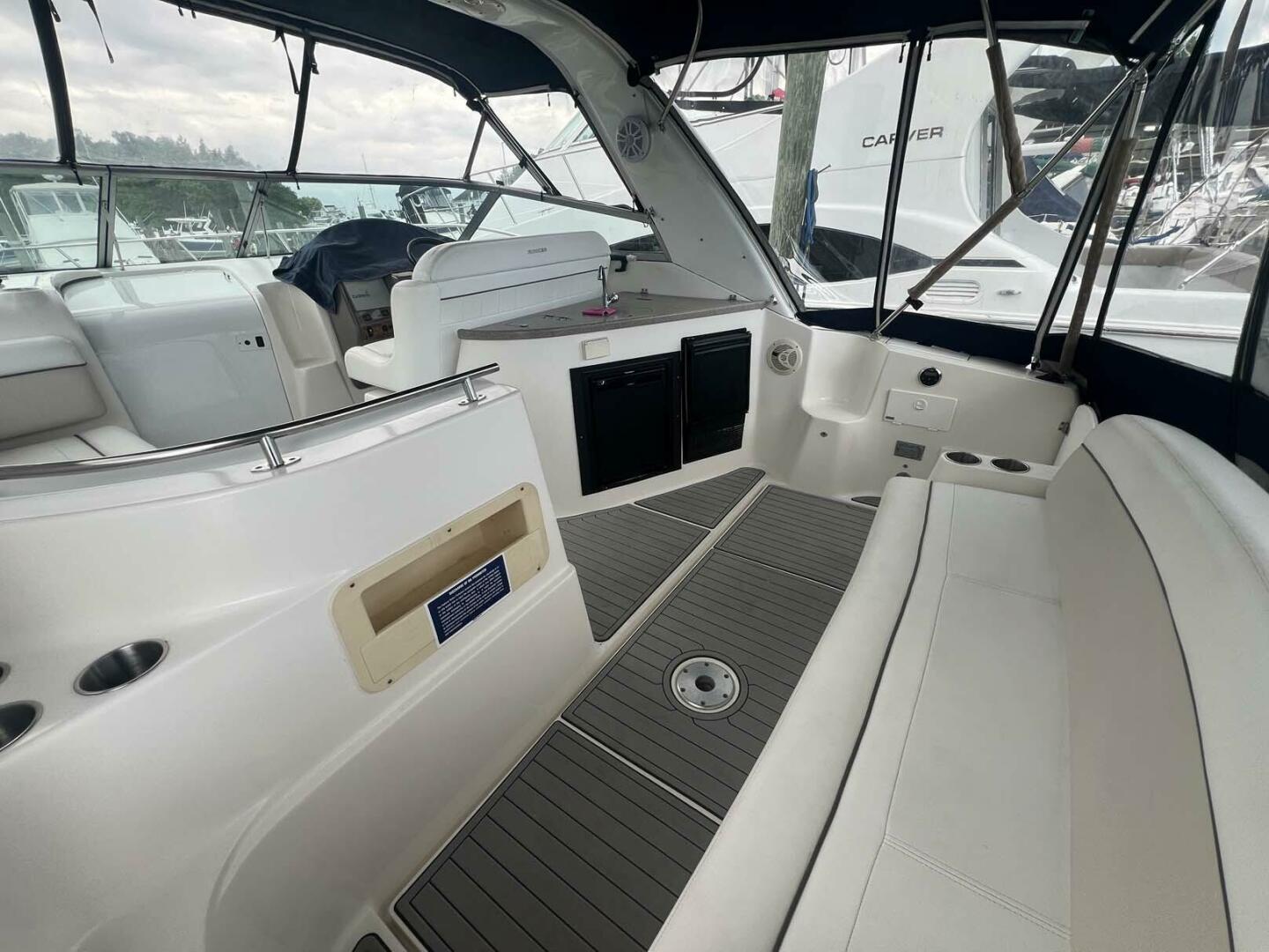 Slide: The Image of Rinker Fiesta Vee 342 2006 - 4476993