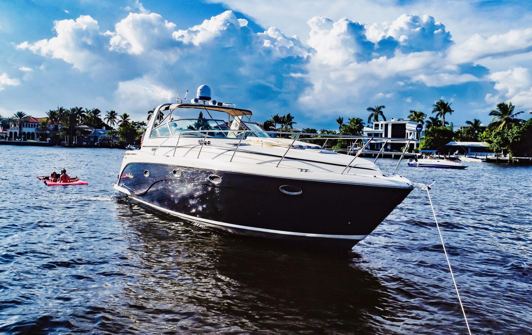 Slide: The Image of Rinker Fiesta Vee 410 2005 - 5229203