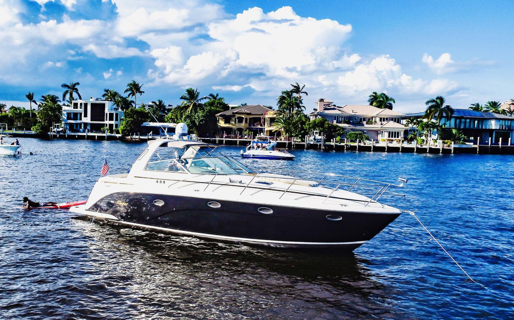 Slide: The Image of Rinker Fiesta Vee 410 2005 - 5229224