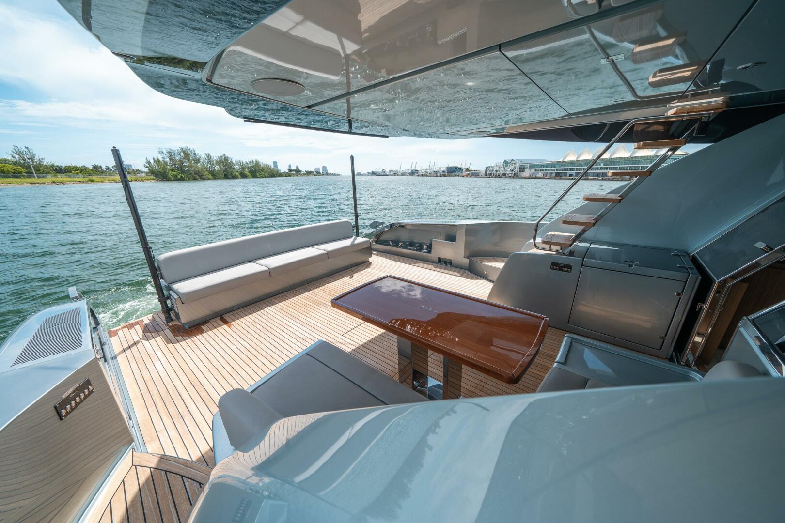 Slide: The Image of Riva Perseo 2017 - 4657808