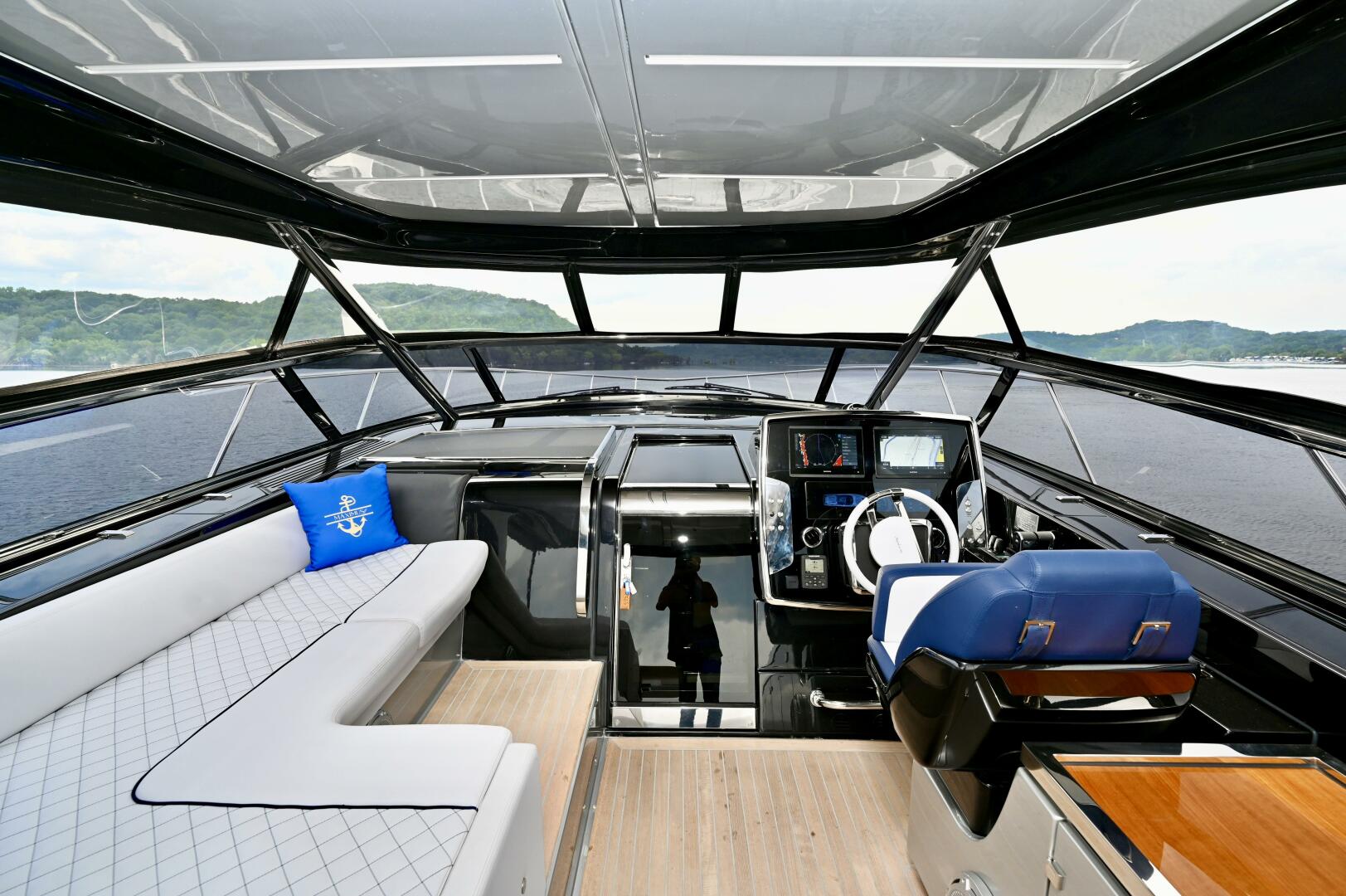 Slide: The Image of Riva Rivale 2023 - 4504883