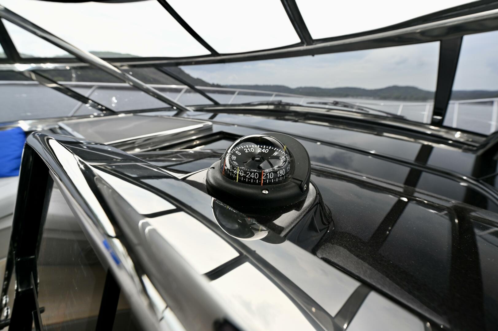 Slide: The Image of Riva Rivale 2023 - 4504887