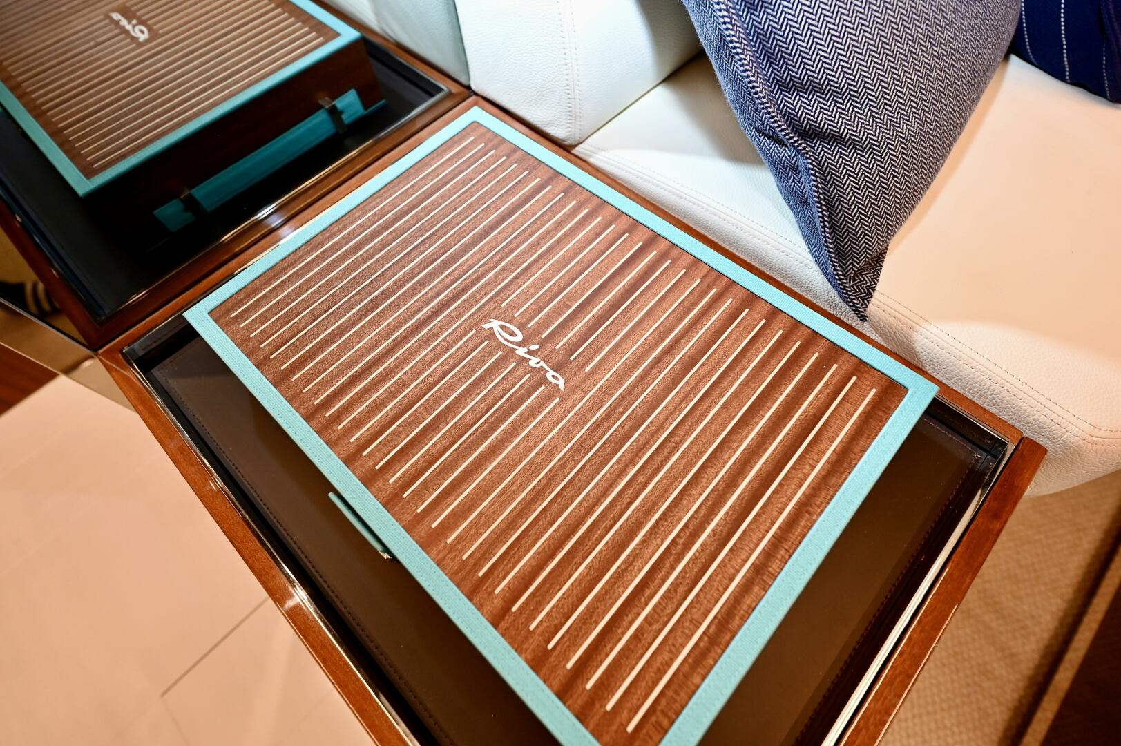 Slide: The Image of Riva Rivale 2023 - 4504892