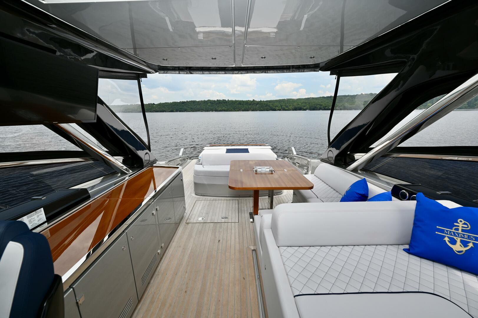 Slide: The Image of Riva Rivale 2023 - 4504909