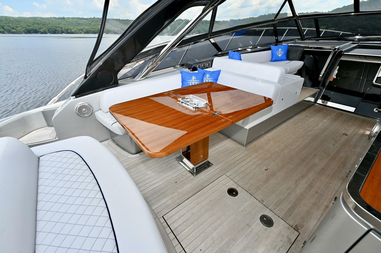 Slide: The Image of Cockpit seating -56ft Riva 2023 Rivale - 4504879