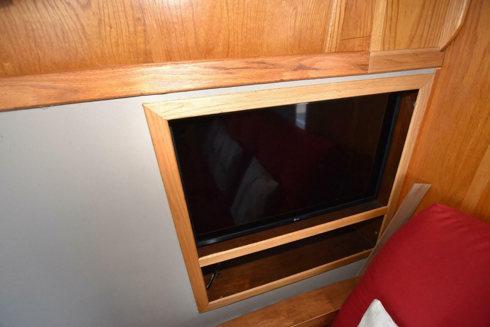 Slide: The Image of River Queen 38 Houseboat 1972 - 5178160