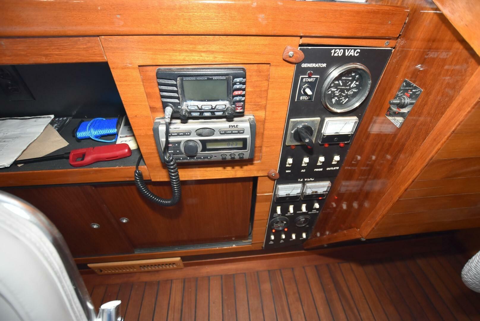 Slide: The Image of River Queen 38 Houseboat 1972 - 5178163