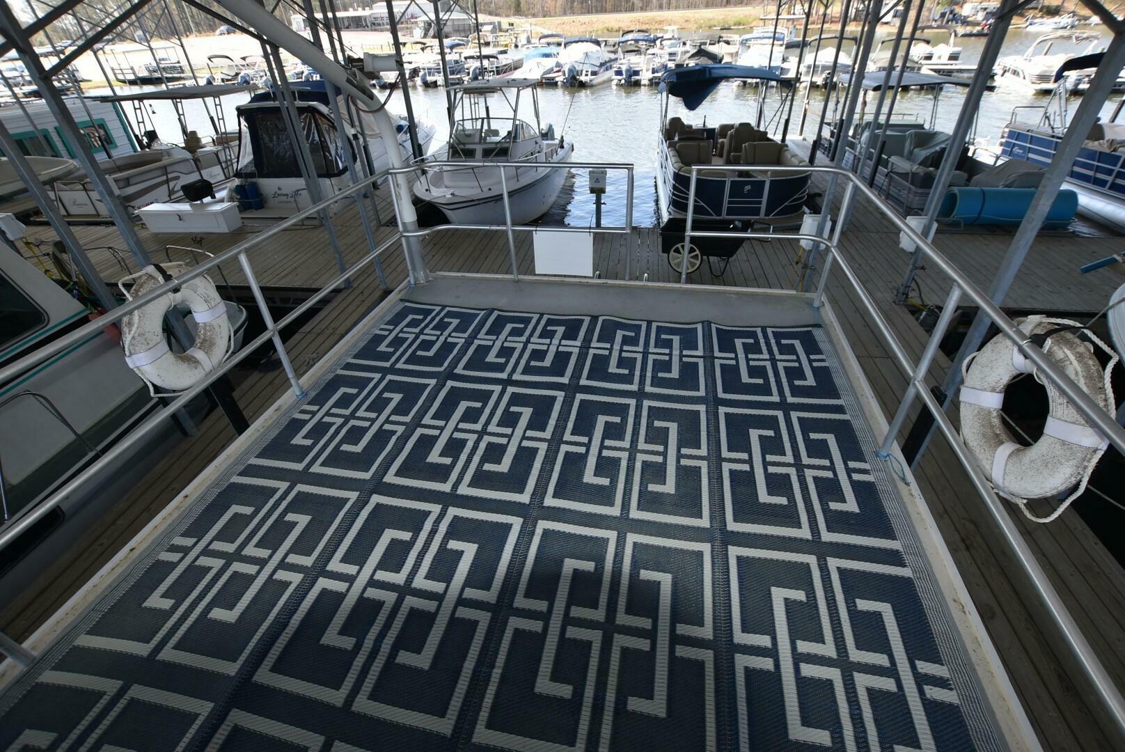 Slide: The Image of River Queen 38 Houseboat 1972 - 5178140