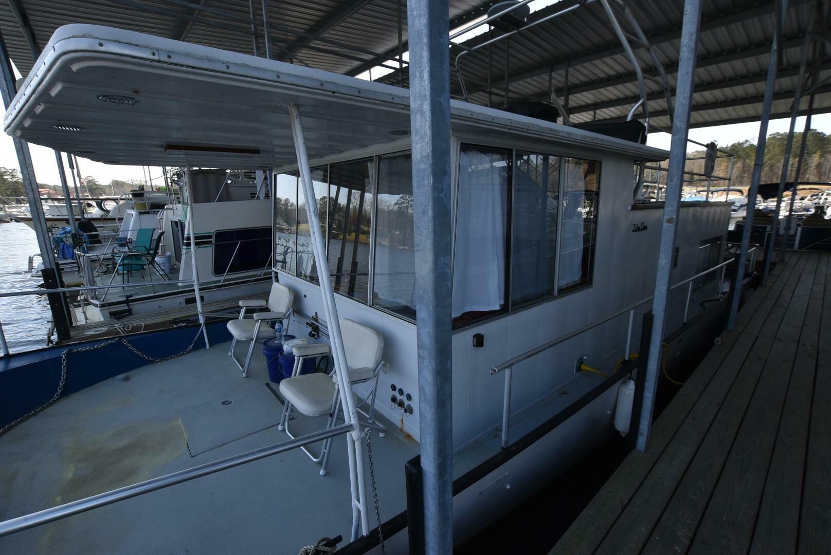 Slide: The Image of River Queen 38 Houseboat 1972 - 5178141