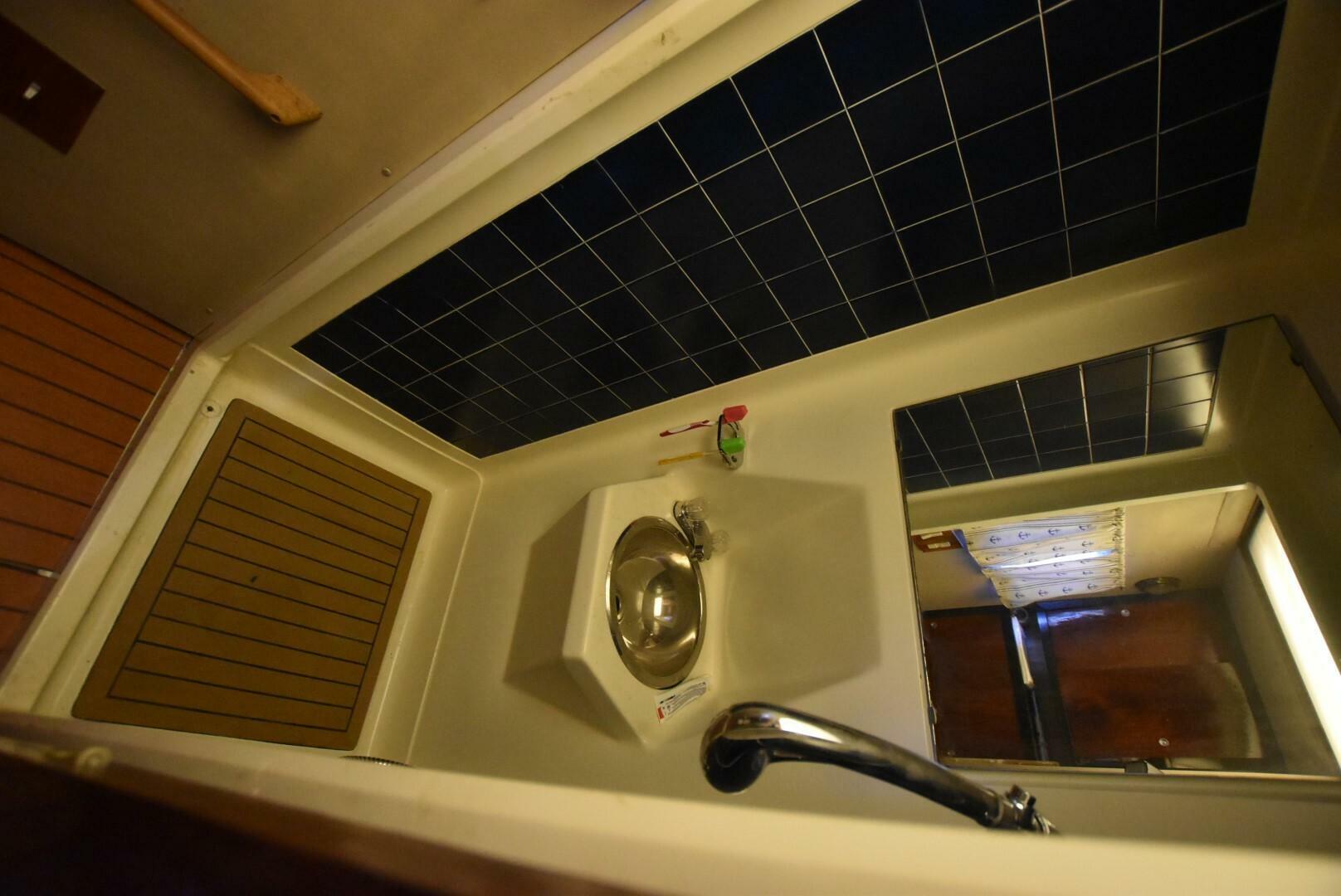 Slide: The Image of River Queen 38 Houseboat 1972 - 5178169