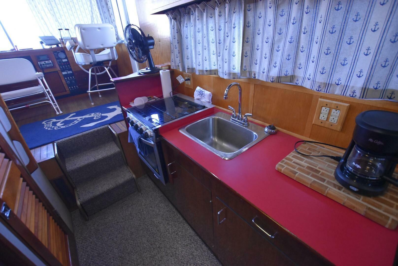 Slide: The Image of River Queen 38 Houseboat 1972 - 5178175
