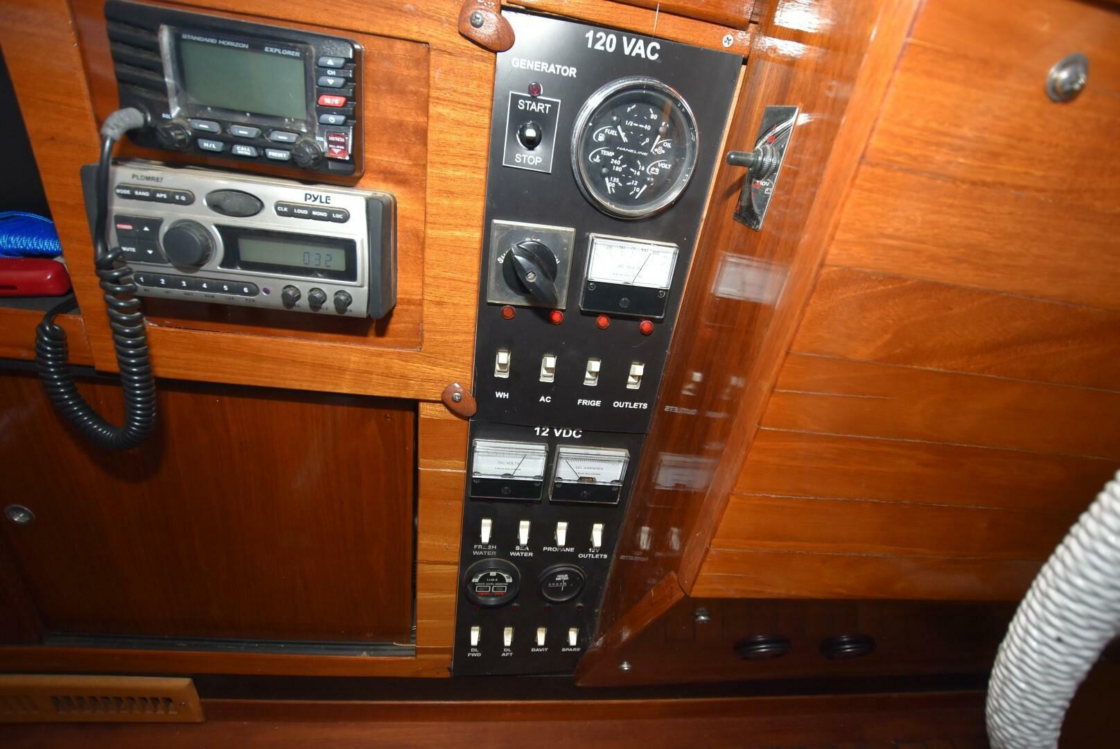 Slide: The Image of River Queen 38 Houseboat 1972 - 5178181
