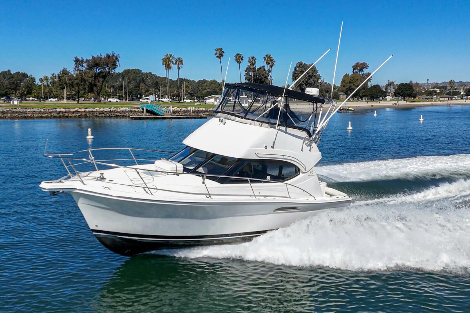 Slide: The Image of 2006 Riviera 33 LIL BREEZY 001 - 5128912