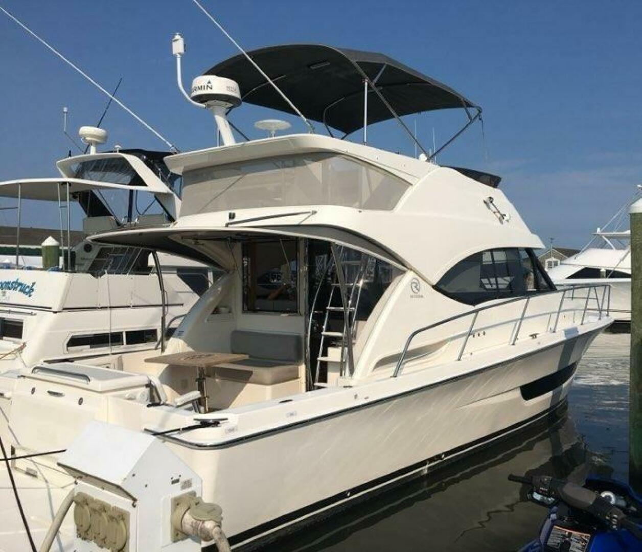 Slide: The Image of Riviera 39 Open Flybridge 2019 - 5238104