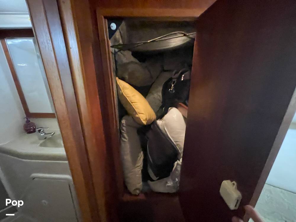 Slide: The Image of Hanging Locker - 10657374