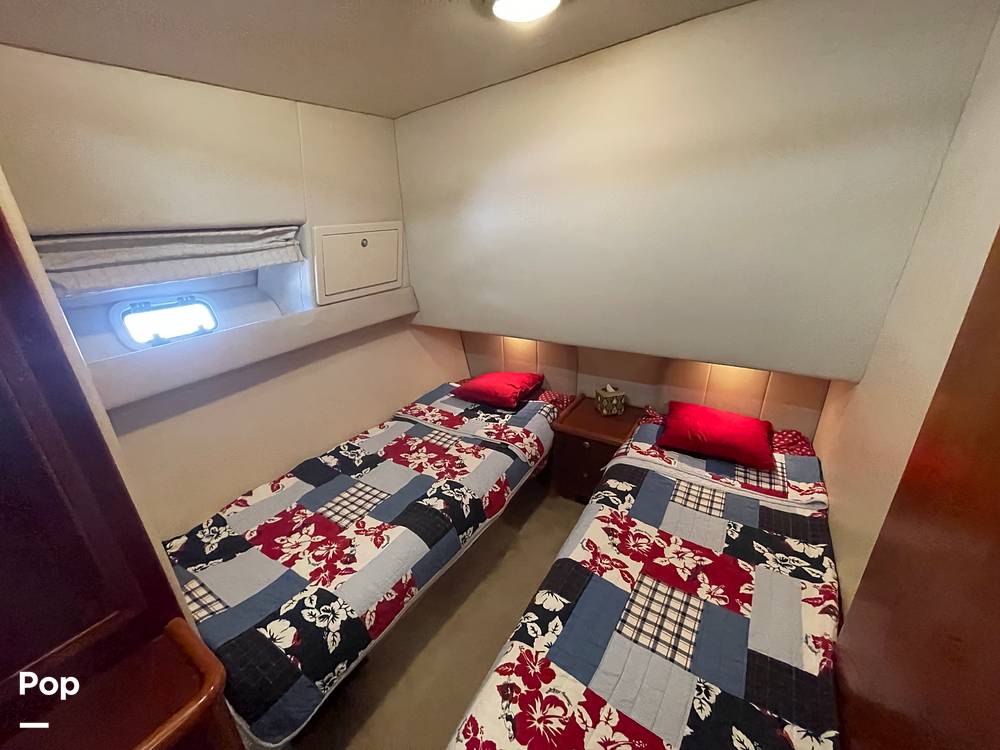 Slide: The Image of Twin Berth - 10657314