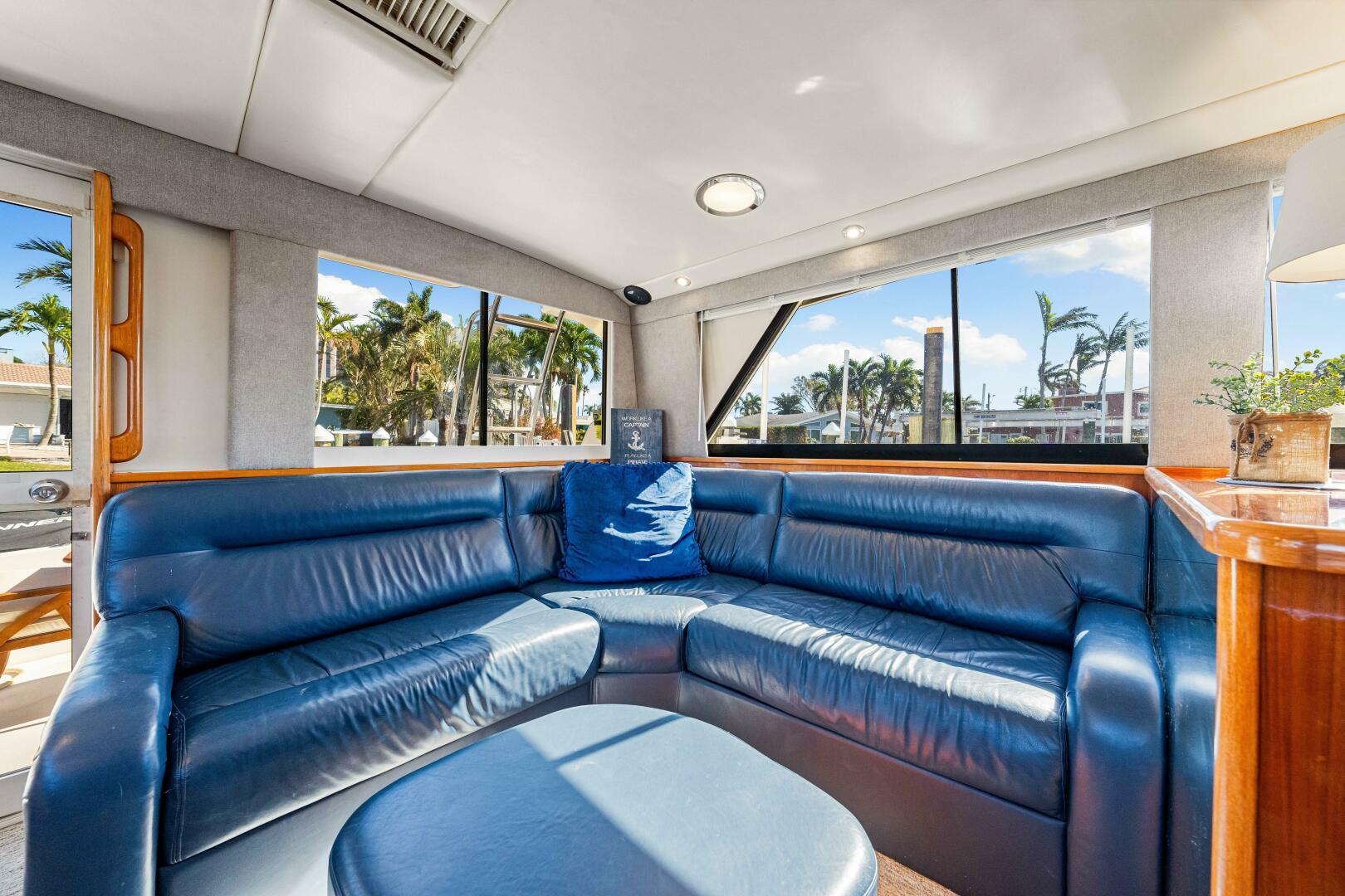 Slide: The Image of Riviera 43 Flybridge 2000 - 4812492