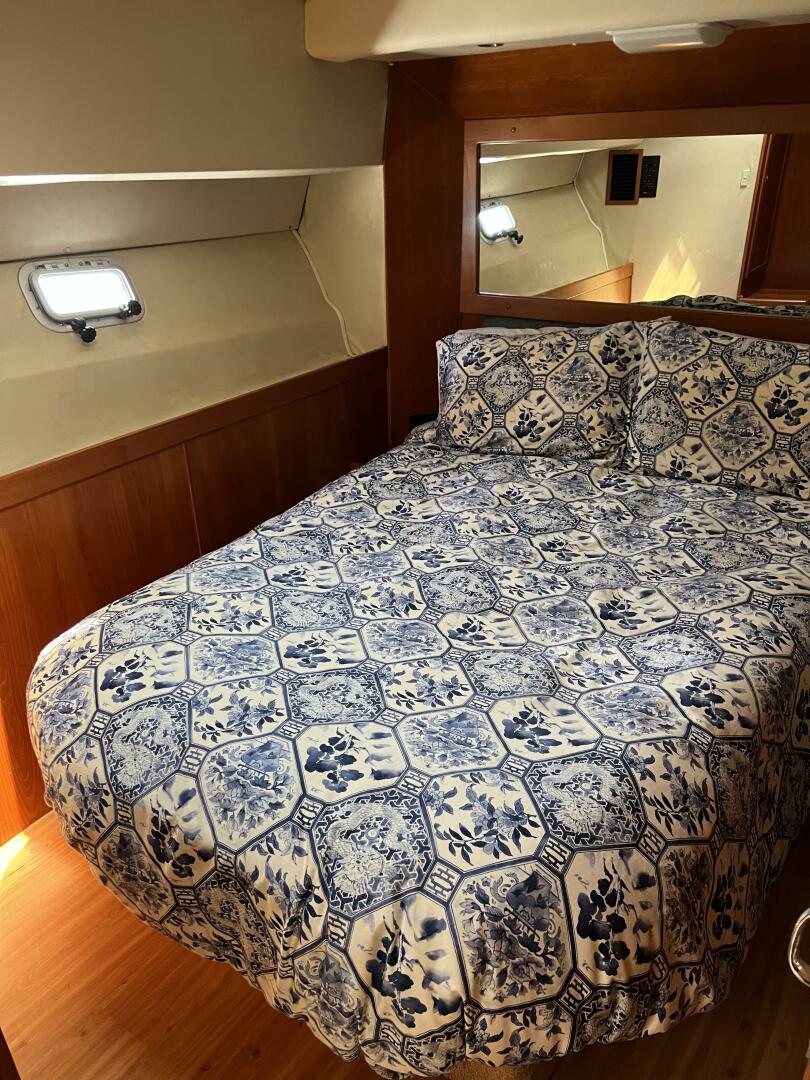 Slide: The Image of 1998 Riviera 48 Convertible - YACHT Z - 5469308