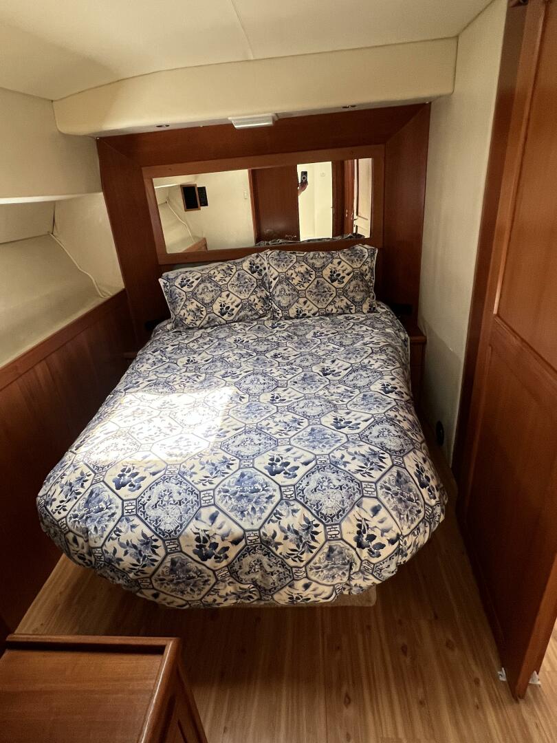 Slide: The Image of 1998 Riviera 48 Convertible - YACHT Z - 5469085