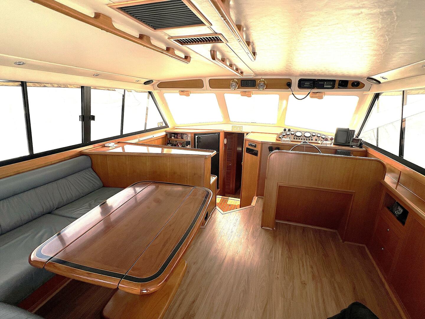 Slide: The Image of 1998 Riviera 48 Convertible - YACHT Z - 5469341