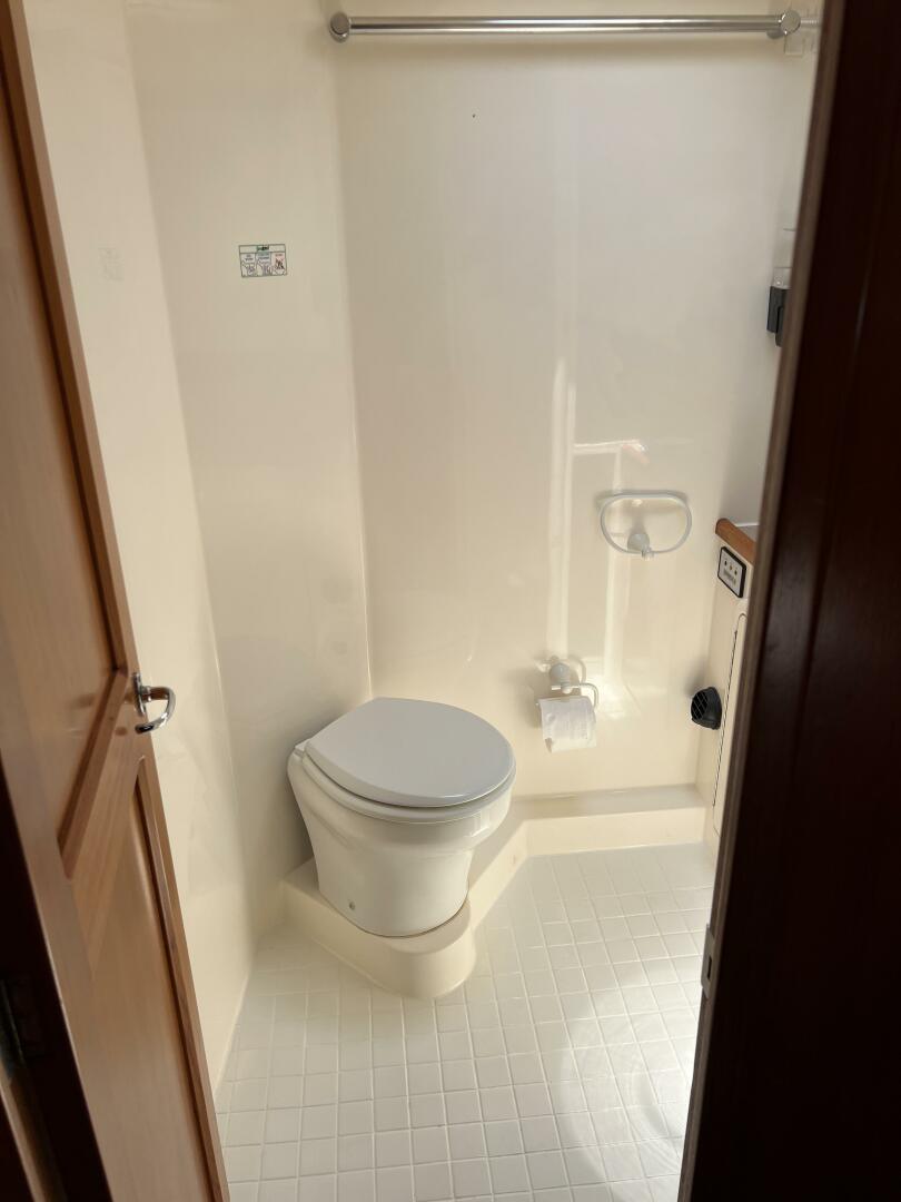 Slide: The Image of 1998 Riviera 48 Convertible - YACHT Z - 5469903