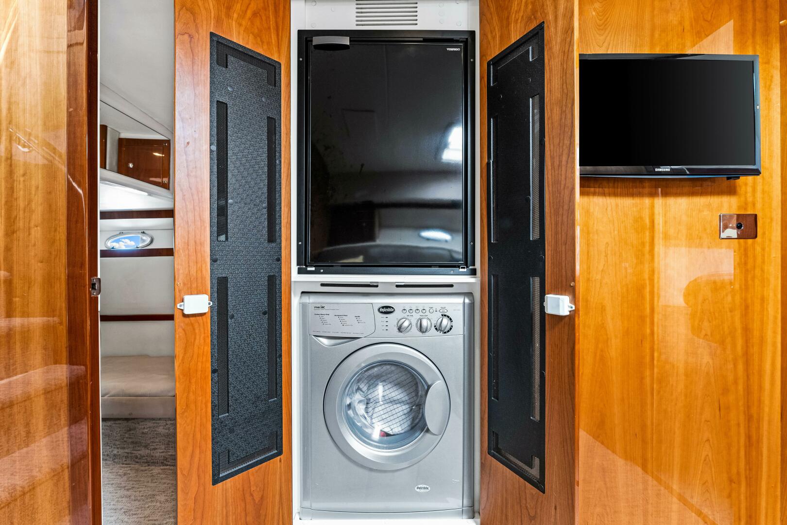 Slide: The Image of Riviera 5000 Sport Yacht 2012 - 4915524