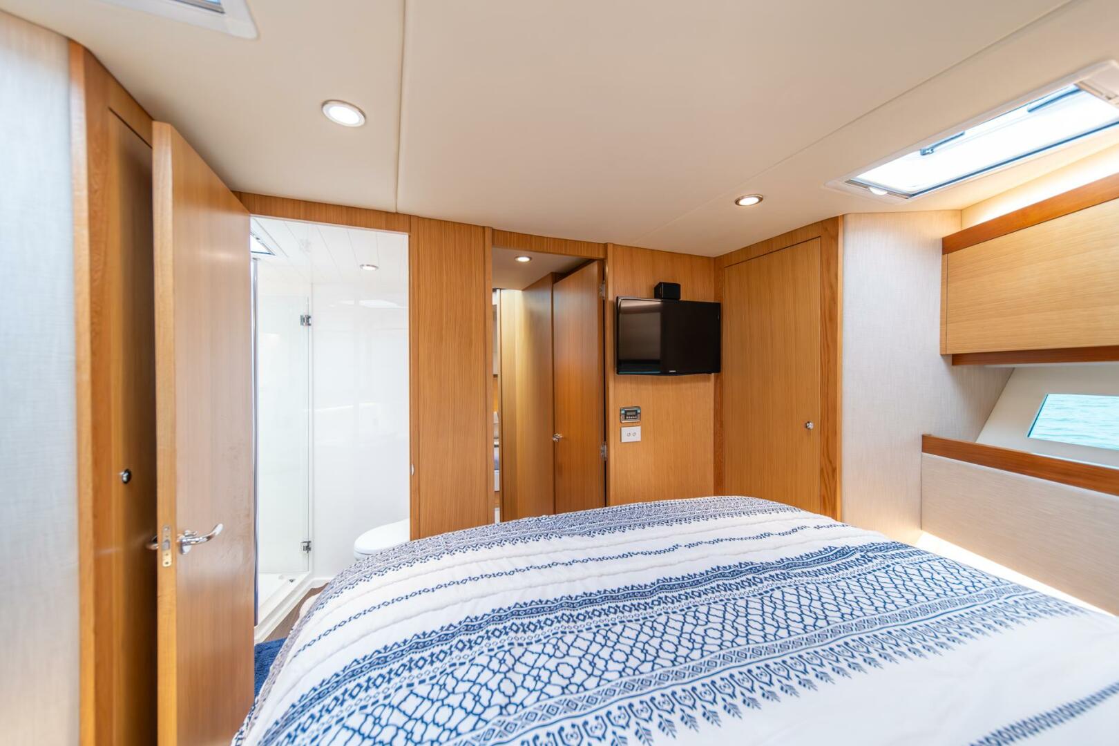 Slide: The Image of 2015 Riviera 50 Enclosed Bridge - EVOLUTION - 4742317