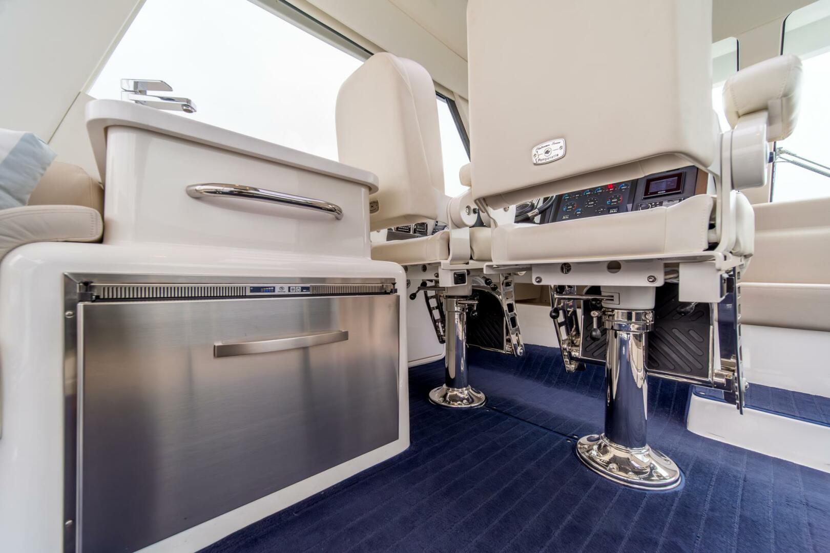 Slide: The Image of 2015 Riviera 50 Enclosed Bridge - EVOLUTION - 4742326