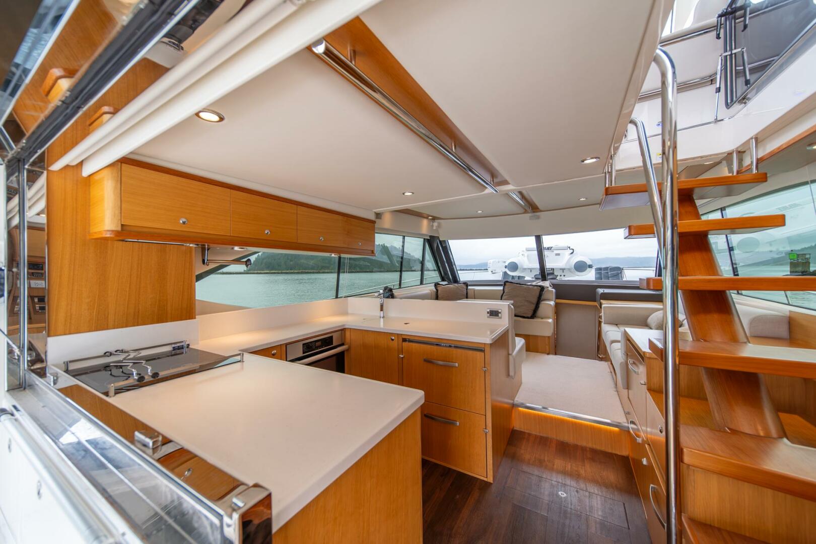 Slide: The Image of 2015 Riviera 50 Enclosed Bridge - EVOLUTION - 4742298