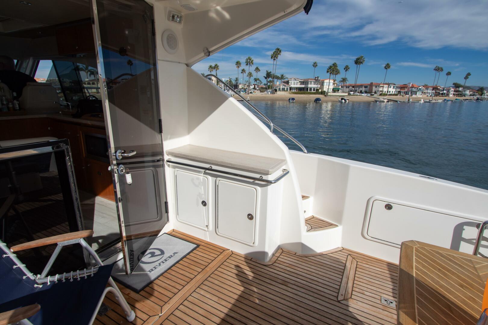 Slide: The Image of 2012 Riviera 50 SY - CONTESSA - 4897593