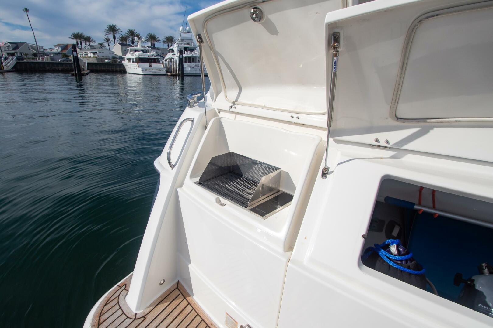 Slide: The Image of 2012 Riviera 50 SY - CONTESSA - 4897595