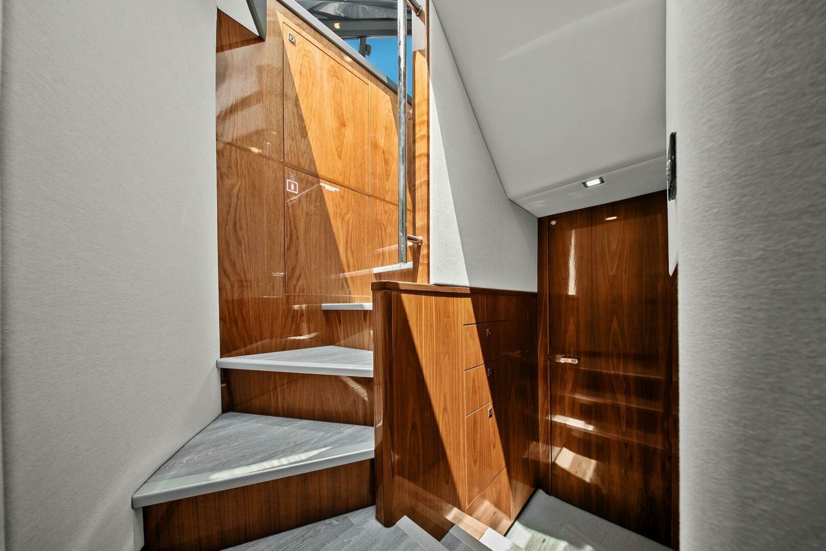 Slide: The Image of Riviera 5400 Sport Yacht 2021 - 5322702