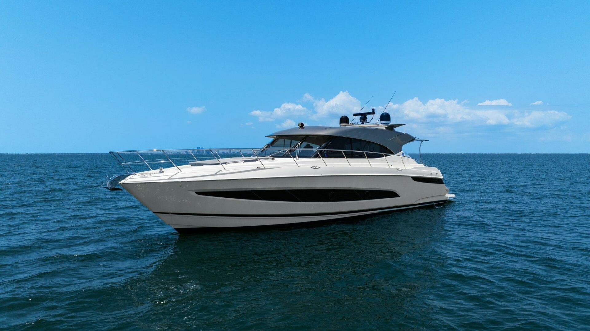 Slide: The Image of 2021 Riviera 5400 Sport Yacht - 5322657