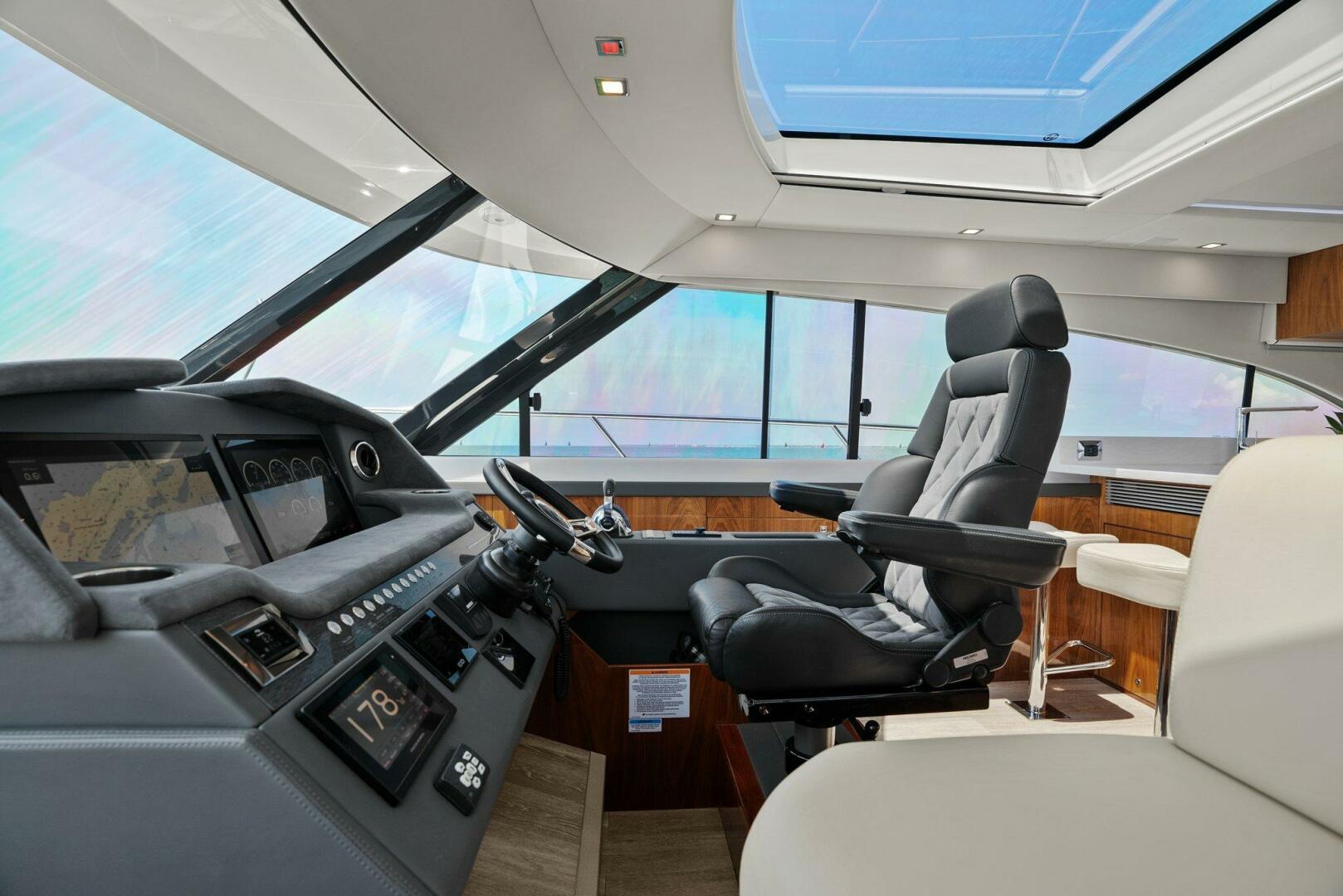 Slide: The Image of 2021 Riviera 5400 Sport Yacht- Helm - 5322717