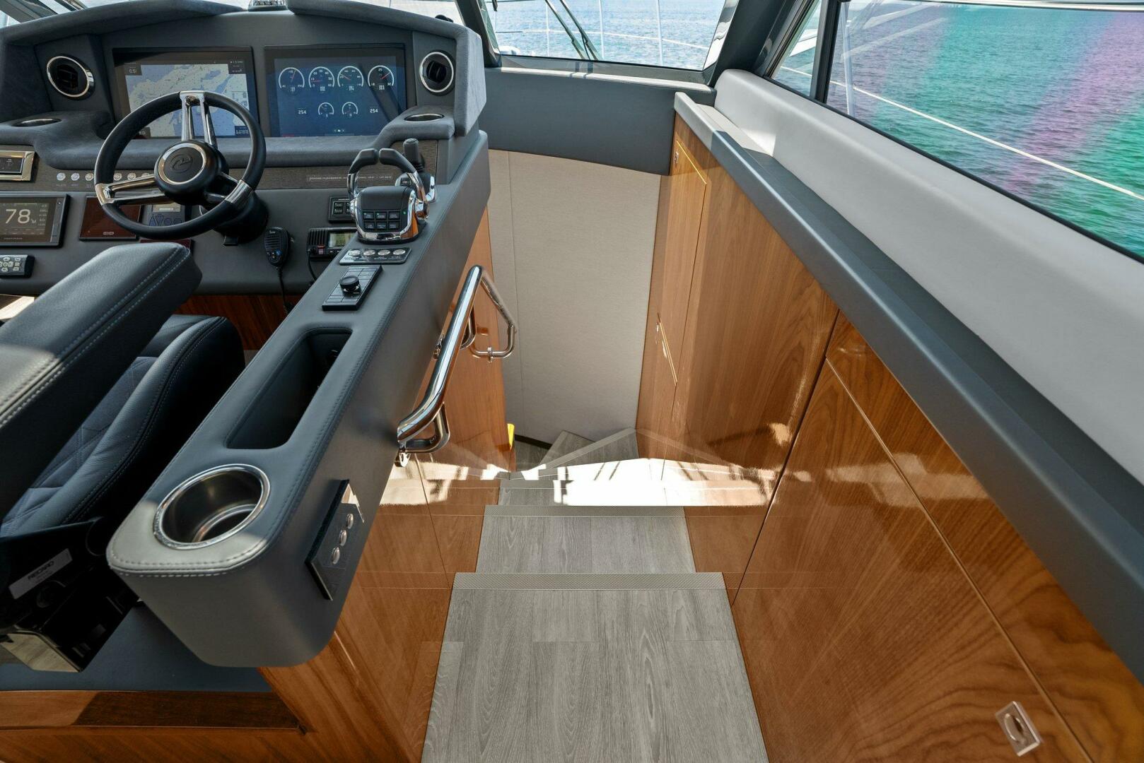 Slide: The Image of 2021 Riviera 5400 Sport Yacht- Helm - 5322723