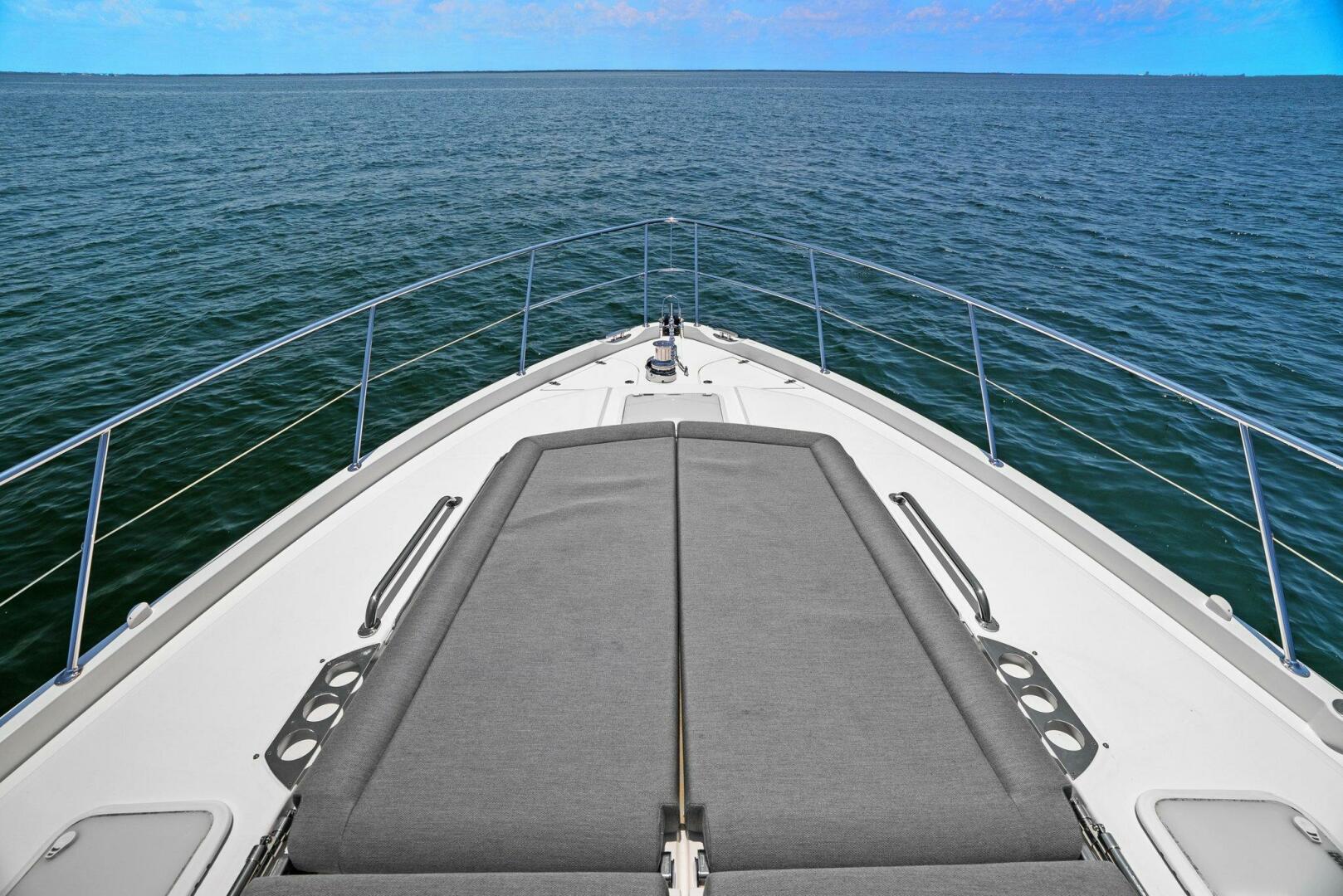 Slide: The Image of 2021 Riviera 5400 Sport Yacht- Bow - 5322756