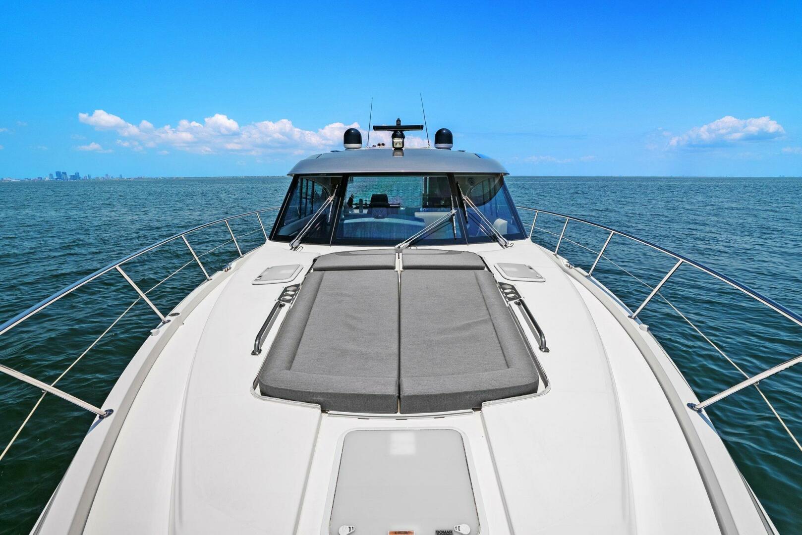 Slide: The Image of 2021 Riviera 5400 Sport Yacht- Bow - 5322759