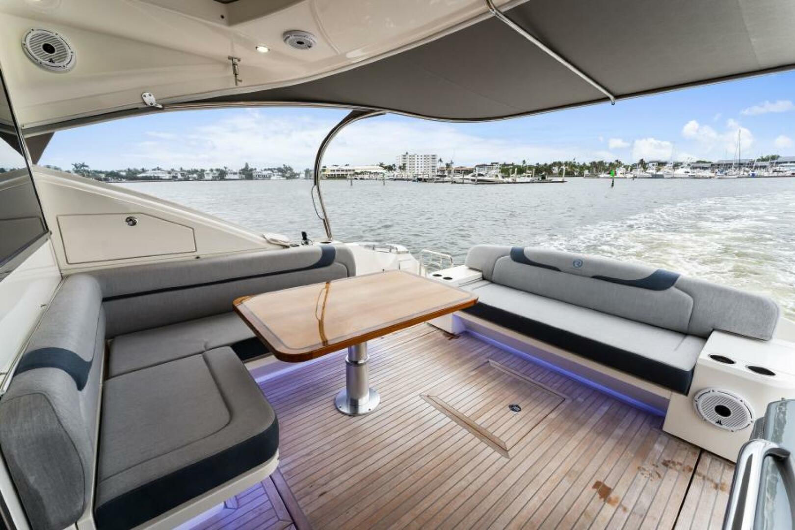 Slide: The Image of Riviera 5400 Sport Yacht Platinum Edition 2021 - 4933484