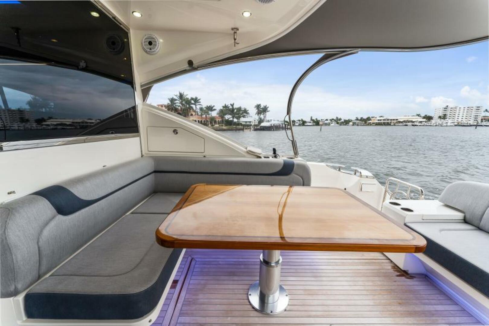 Slide: The Image of Riviera 5400 Sport Yacht Platinum Edition 2021 - 4933485