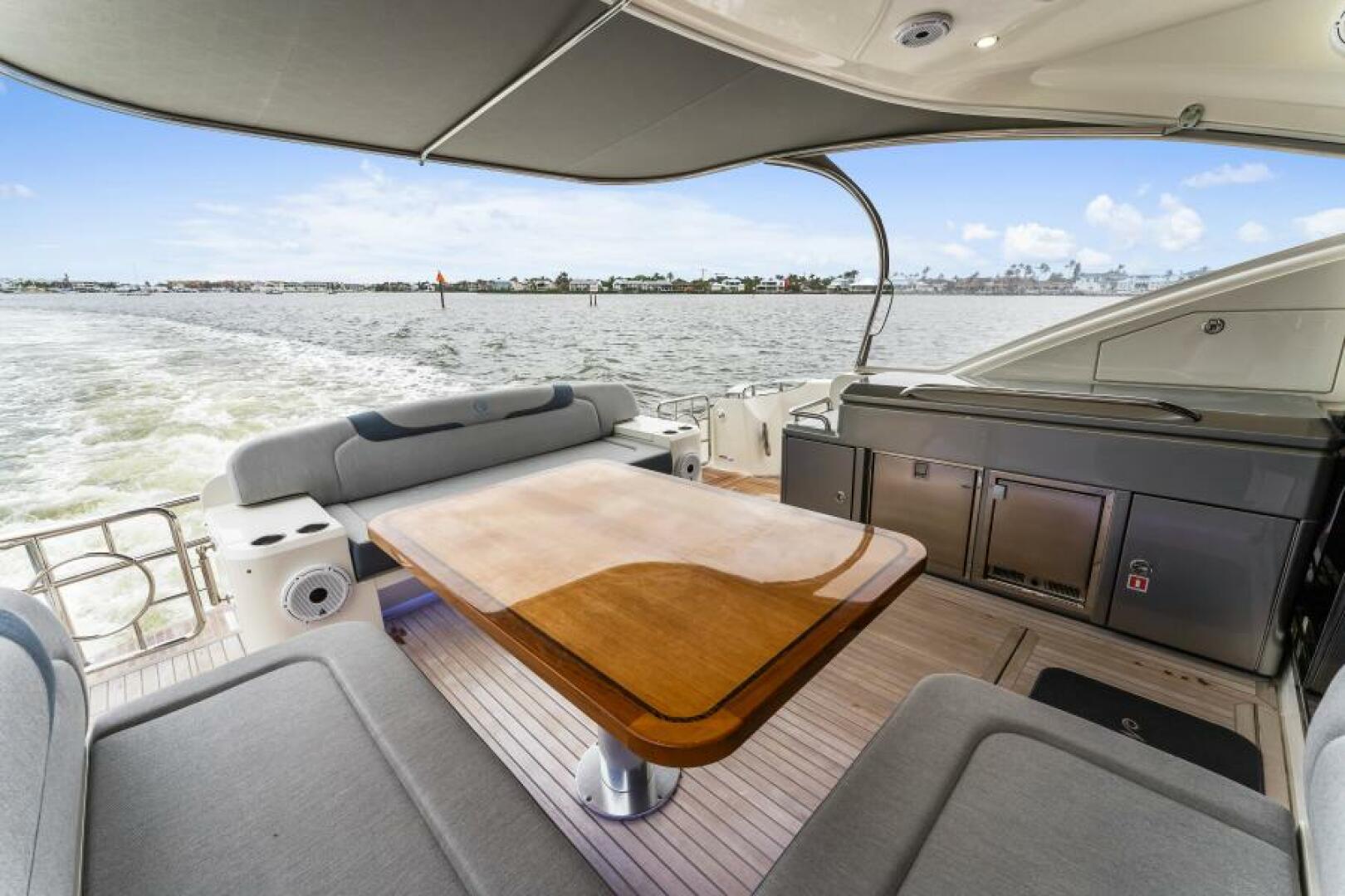 Slide: The Image of Riviera 5400 Sport Yacht Platinum Edition 2021 - 4933487