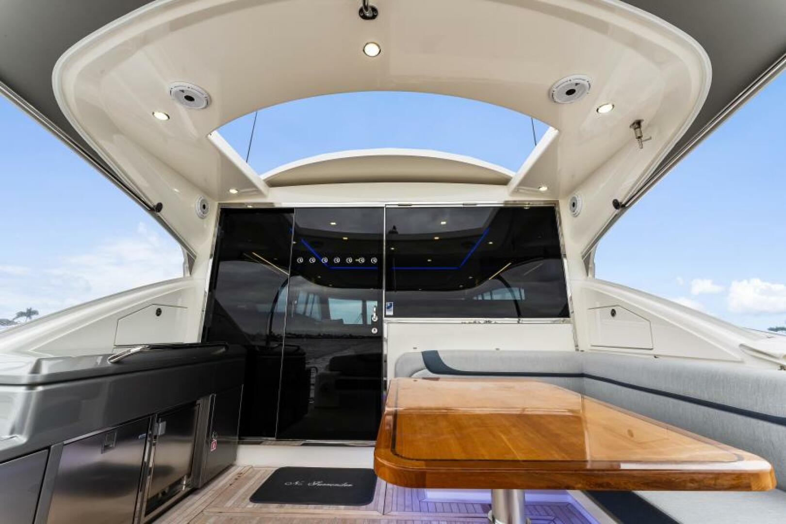 Slide: The Image of Riviera 5400 Sport Yacht Platinum Edition 2021 - 4933488