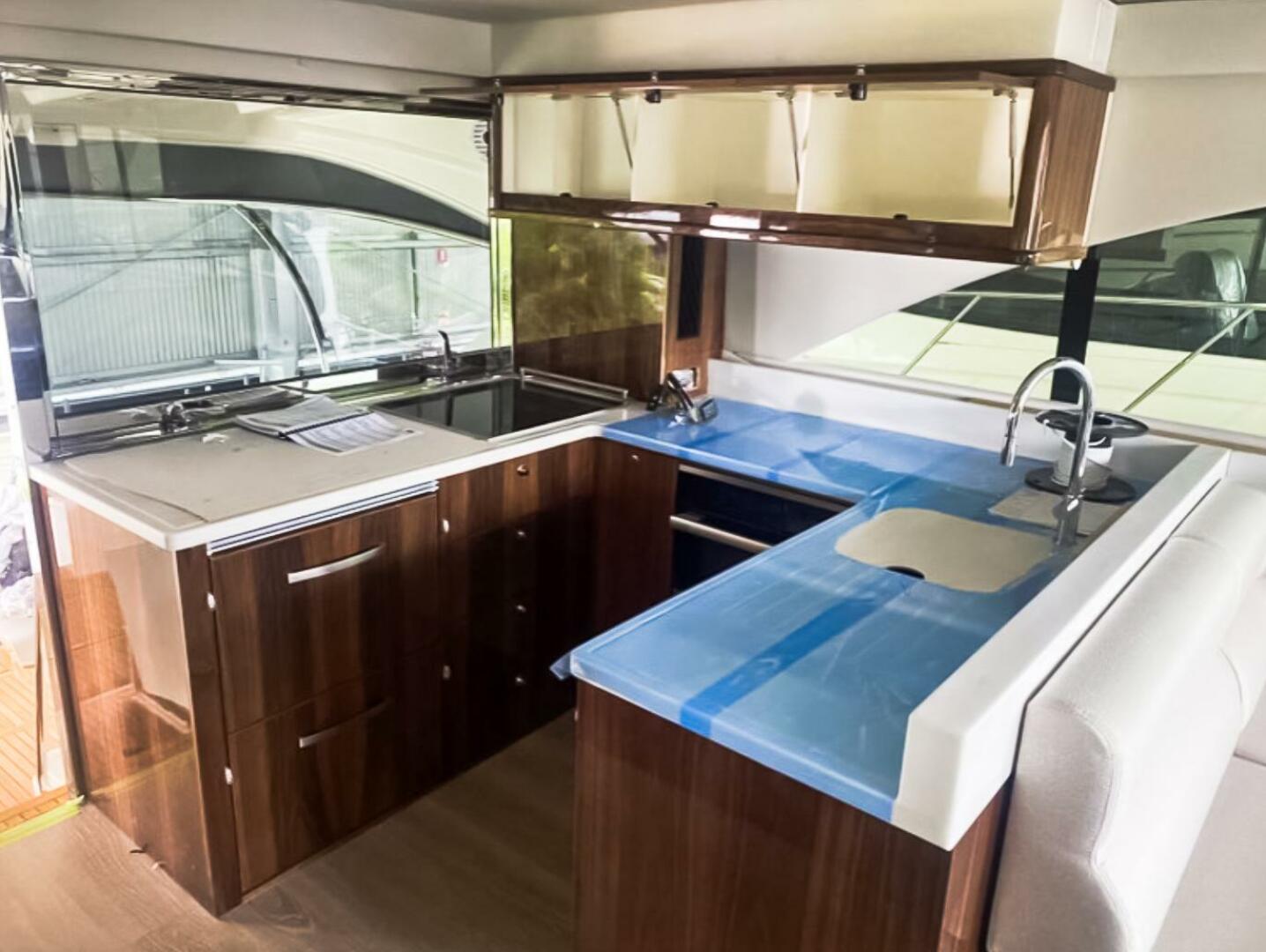 Slide: The Image of Riviera 57 Enclosed Bridge 2023 - 4759578