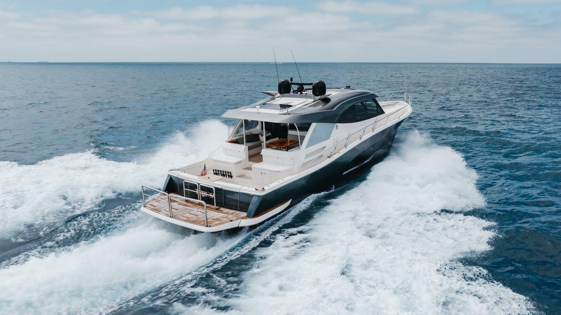 Slide: The Image of Riviera 645 SUV 2023 - 5382246