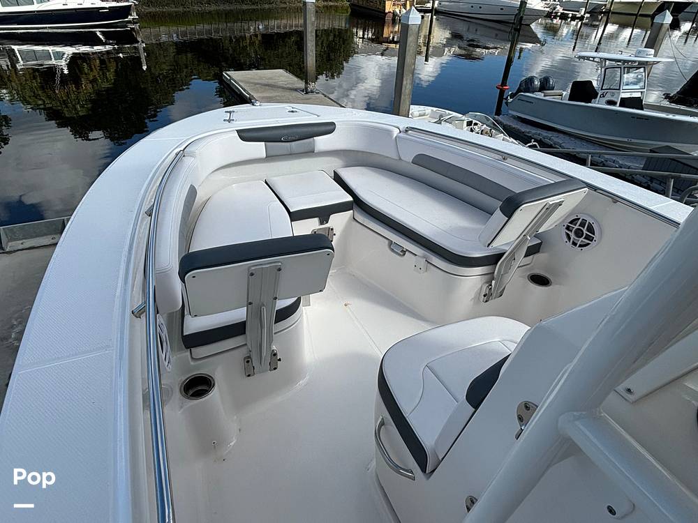 Slide: The Image of Robalo 202 Explorer 2021 - 14656462